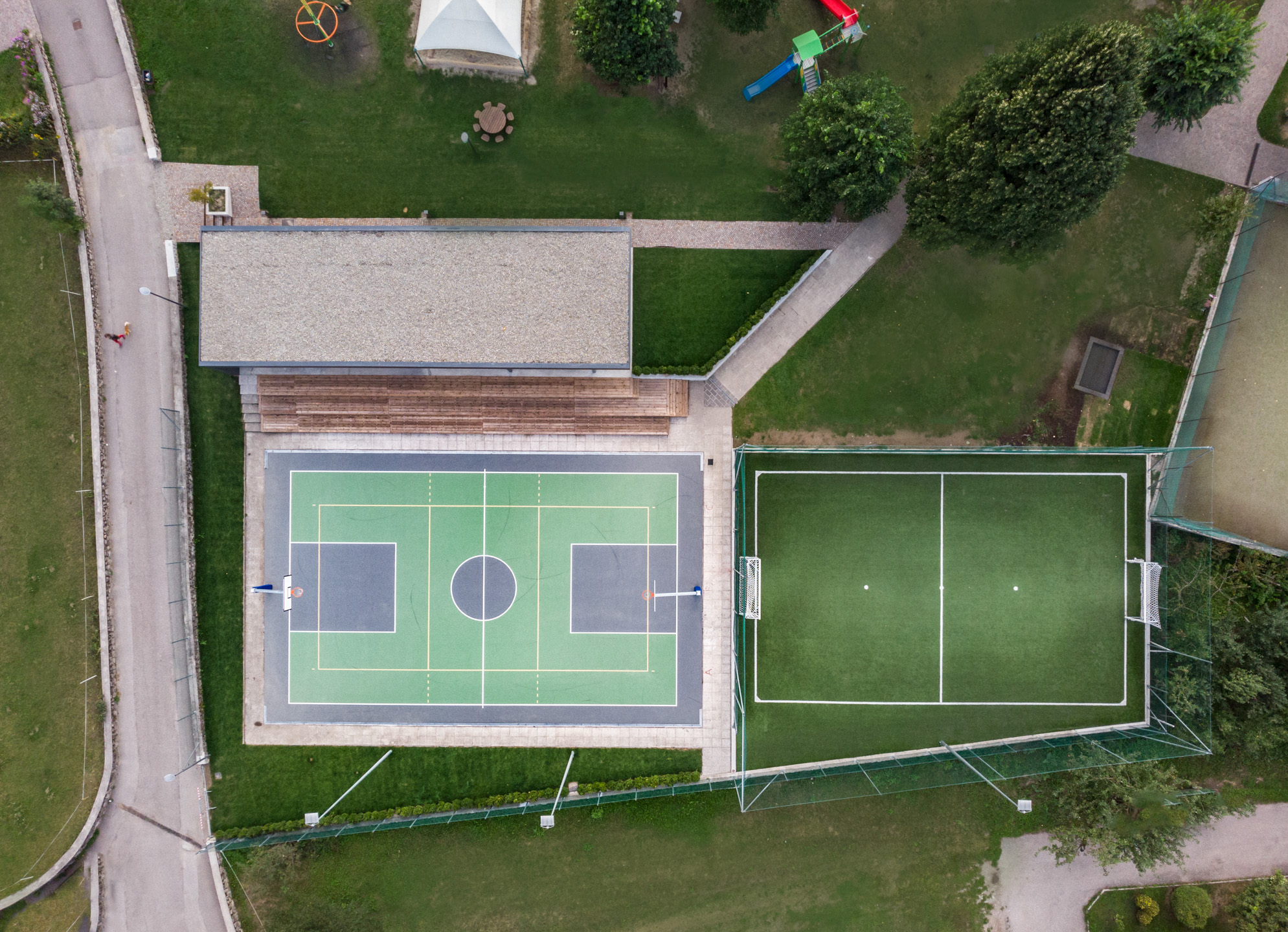 Â©Architetto G. Valorz_04 struttura polifunzionale con drone (3)